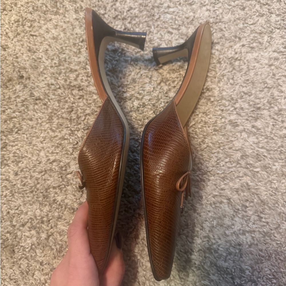 Gianni Bini Brown Textured Mules with Bow - Picture 5 of 6